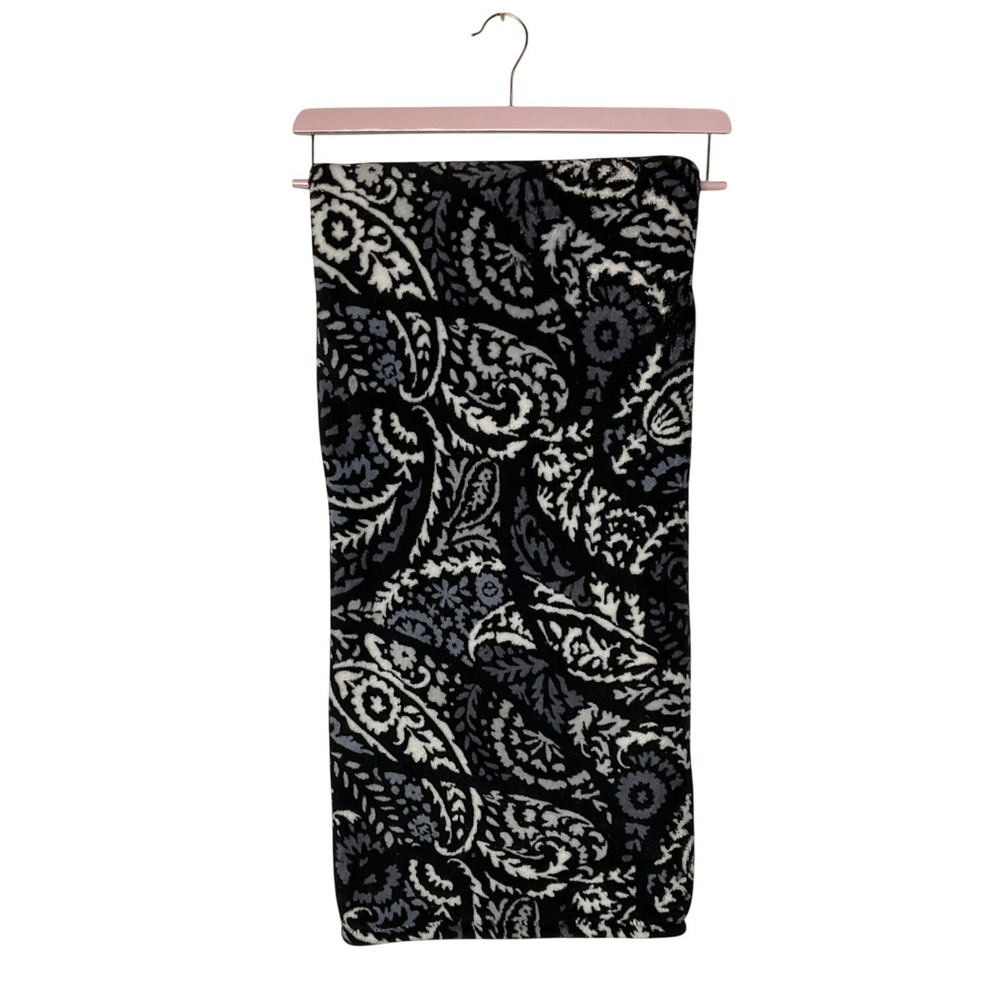 Vera Bradley Paisley Noir Plush Throw Blanket 80"x60", Black, Grey & White